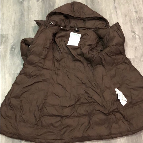 SOLD-Benetton Long Down Coat with Hood - Picture 8 of 8